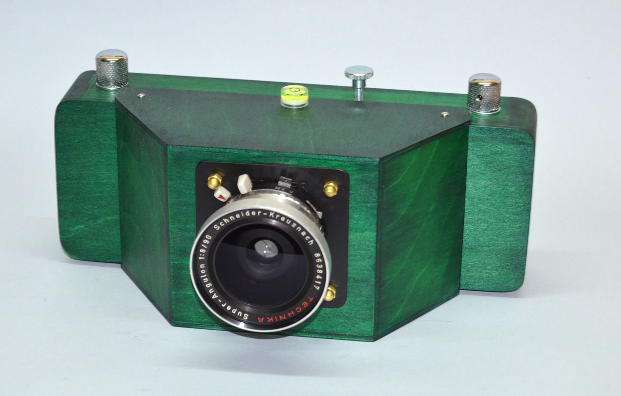 6×17 cm cameras with lens