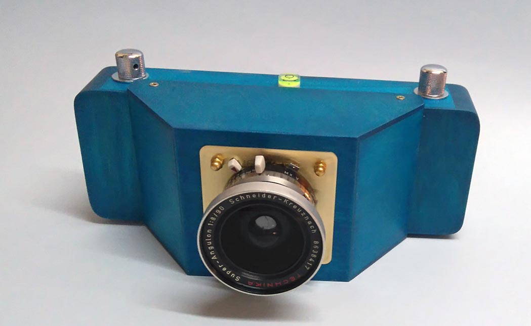 6×17 cm cameras with lens